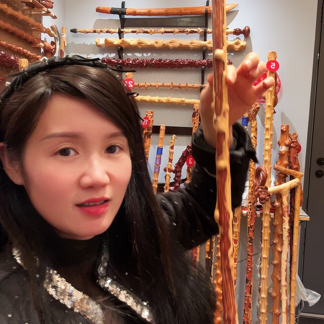 闪****木南对节四面疤长度130公分