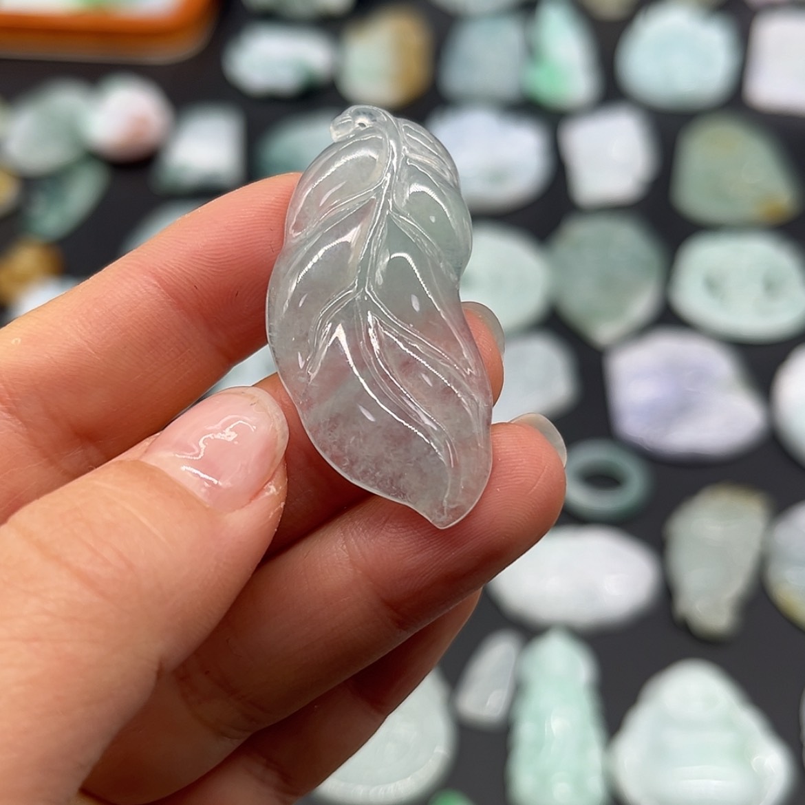 【闪购商品】翡翠颈饰未镶嵌如意