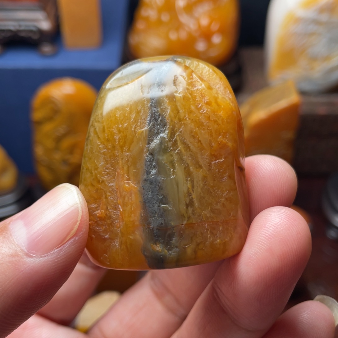 寿山石印石有**灵寿山石寿山石雕刻艺术设计