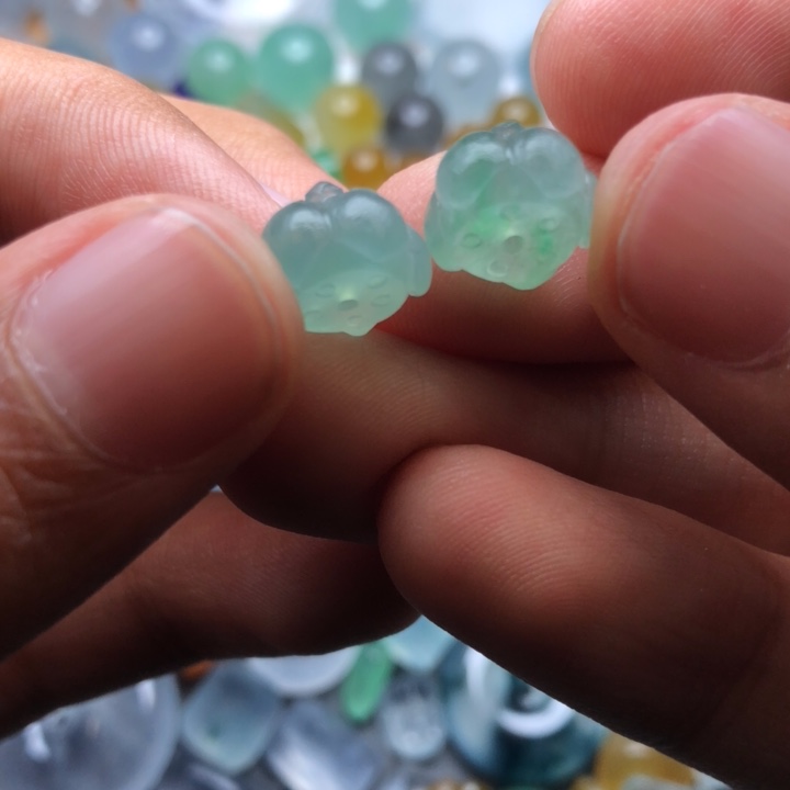 未镶嵌定制翡翠挂件