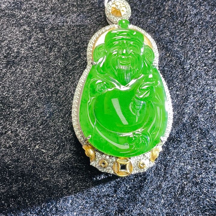 翡翠颈饰未镶嵌39，