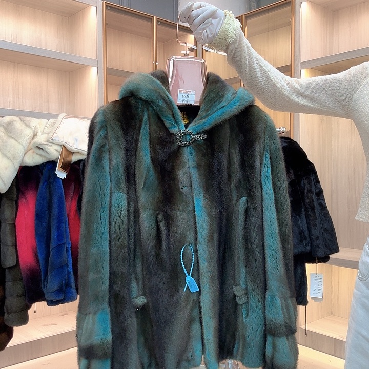 炫彩连帽貂皮yh0586