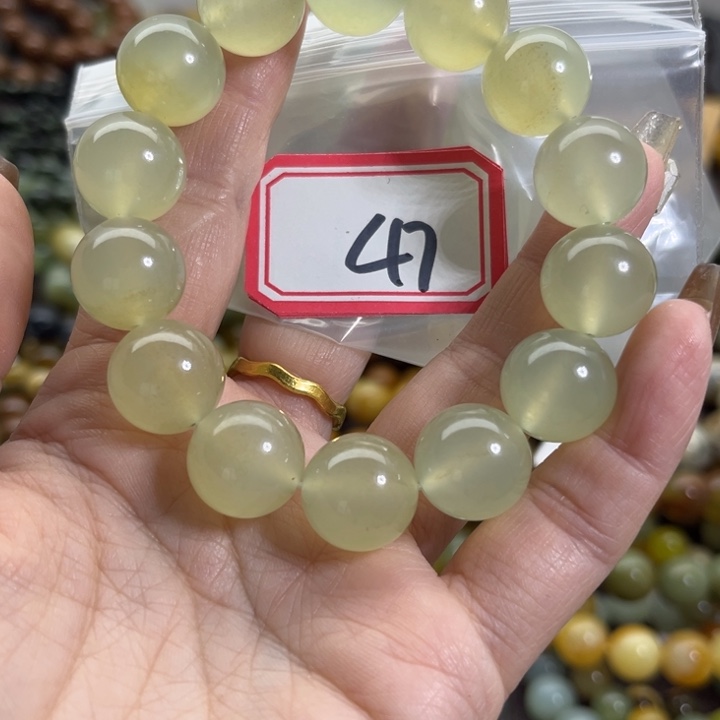 蛇纹石玉未镶嵌手链