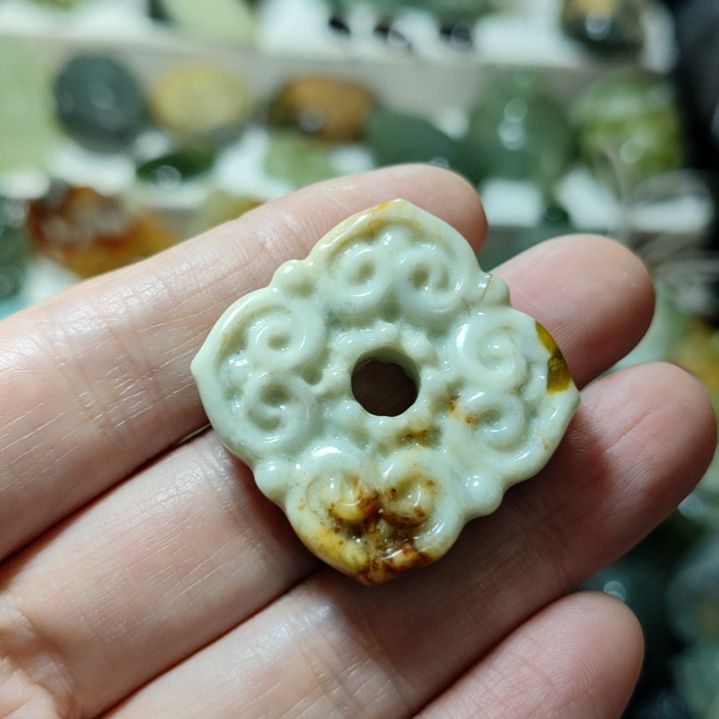 岫玉挂坠款式未镶嵌