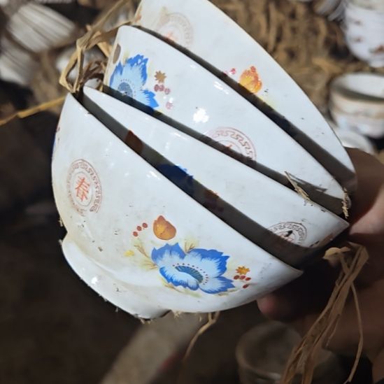 茶盏陶瓷盘子碗啥都有
