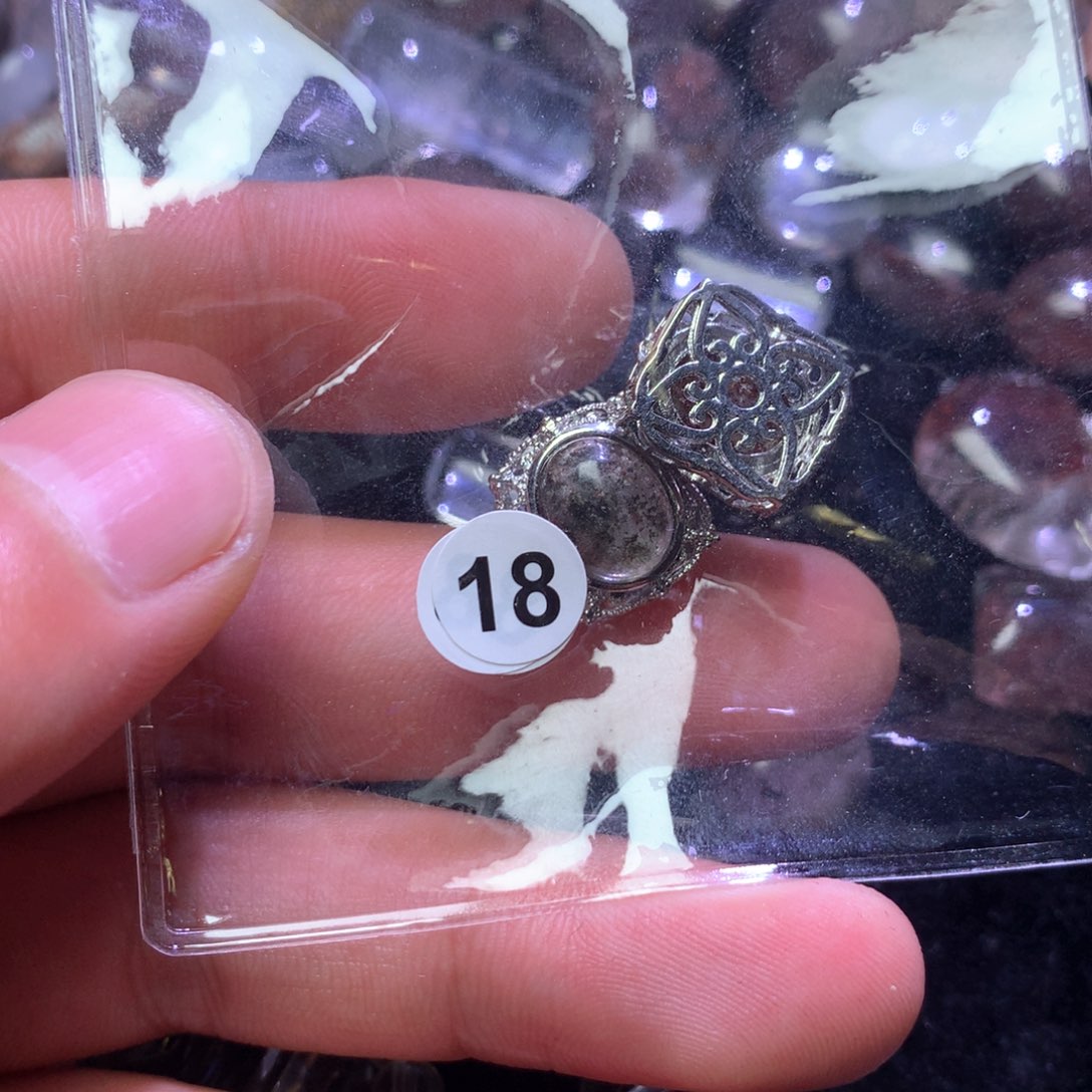 未镶嵌颈饰水晶再*等