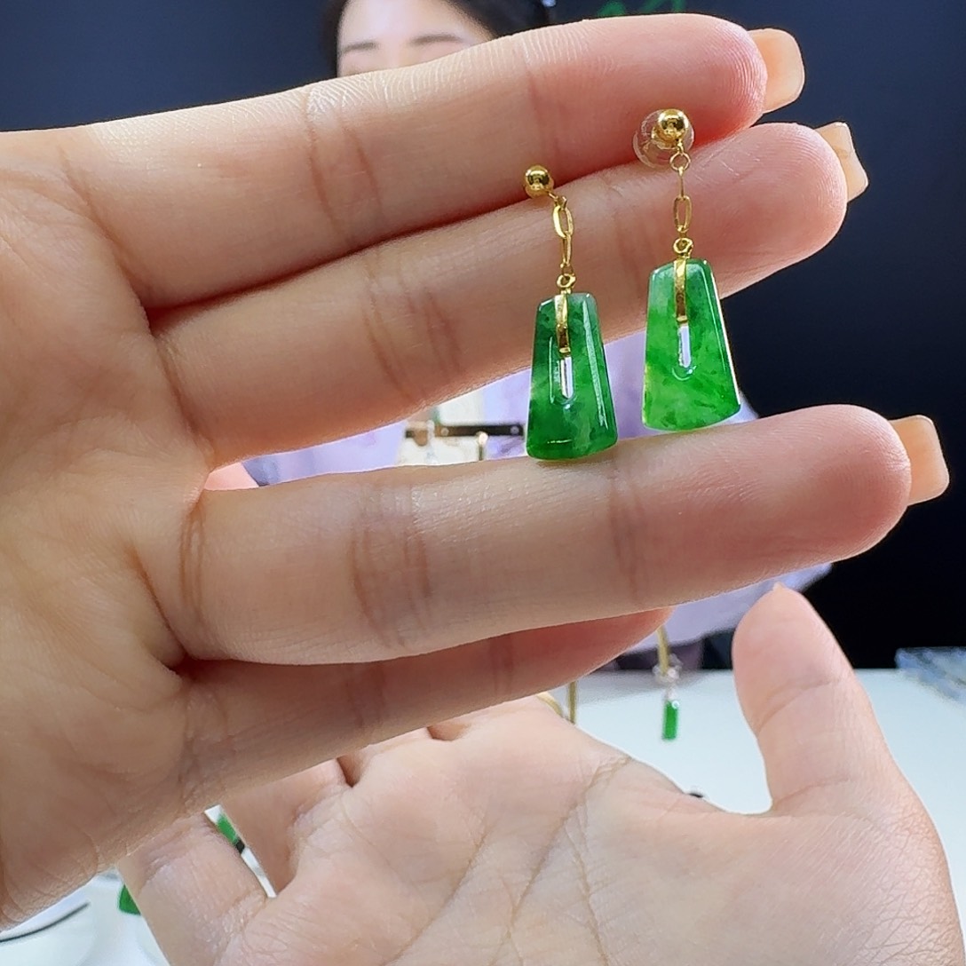 翡翠耳饰18K金镶嵌18k镶嵌