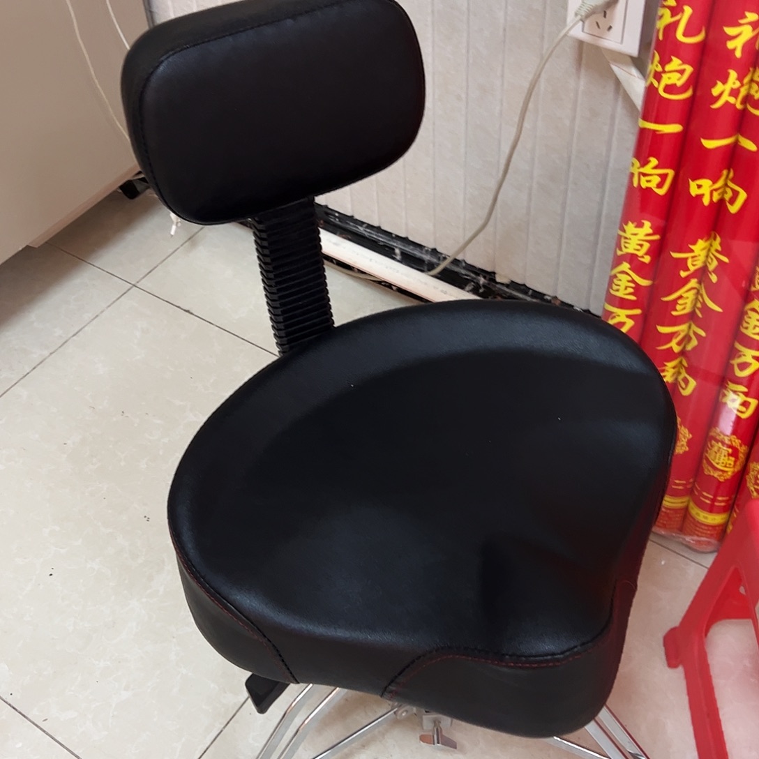 气压三腿加厚马鞍靠背鼓凳