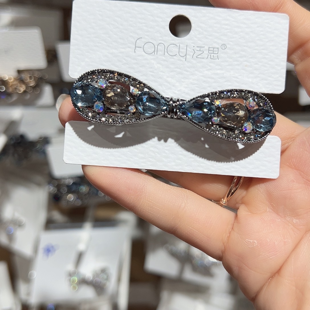 非金属蝴蝶结钻弹夹