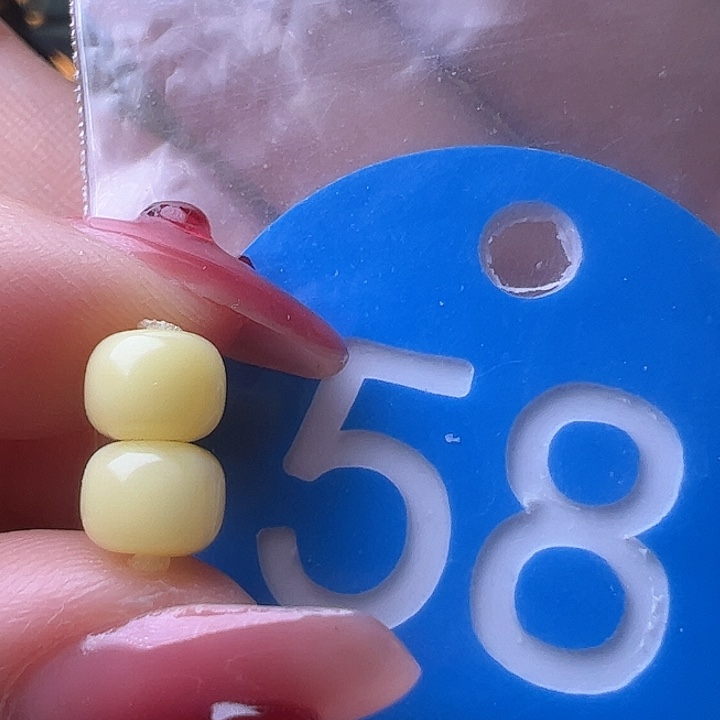 蜜蜡裸石未镶嵌6.2mm 老型