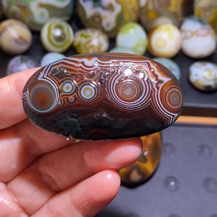 未镶嵌玛瑙/玉髓珠宝半成品35