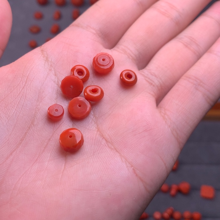 【闪购商品】未镶嵌配饰南红玛瑙财***娘微瑕