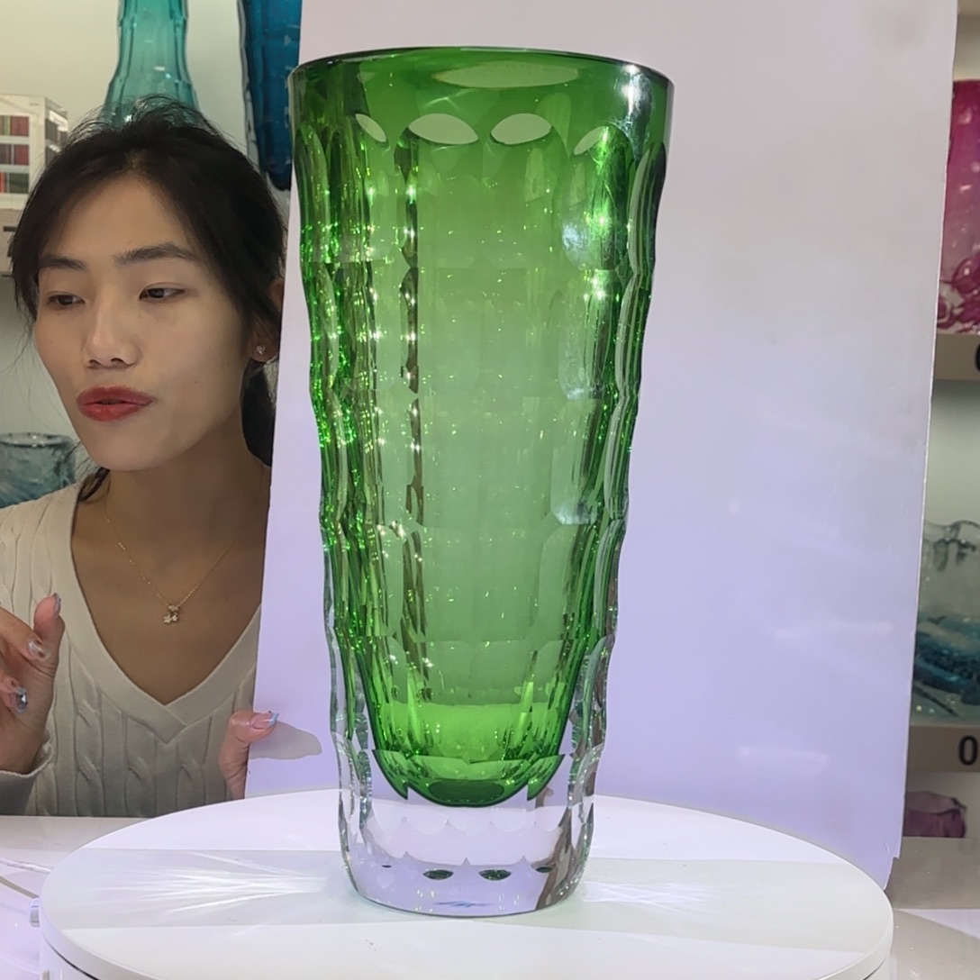 祖母绿巴卡拉大花瓶