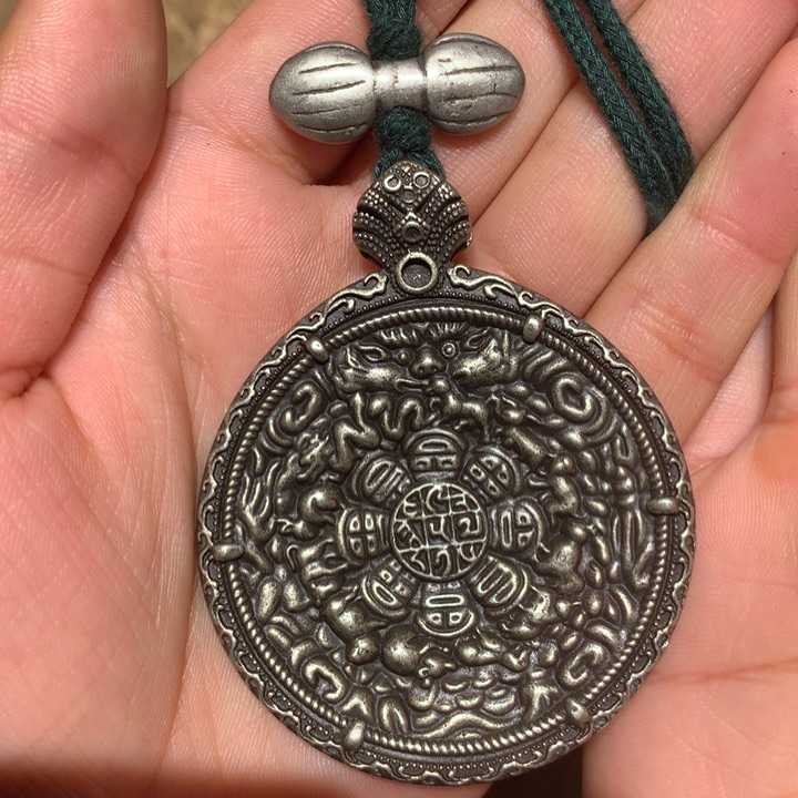 琉璃颈饰喜欢的朋友