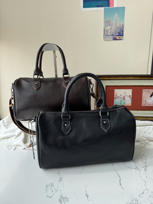 2025新款百搭时尚波士顿单肩手提牛皮包