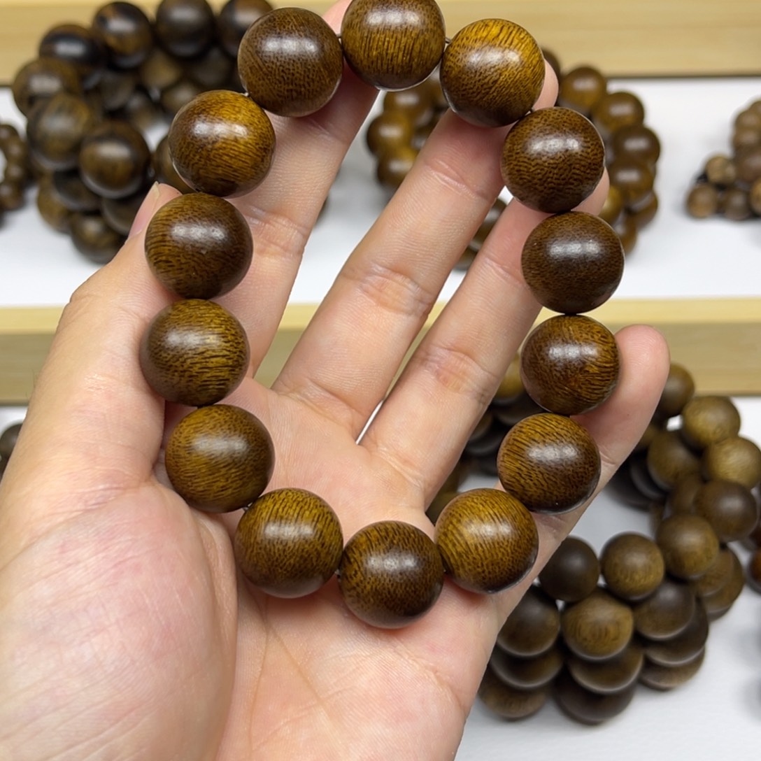 沉香手串越南芽庄黄棋楠1.6