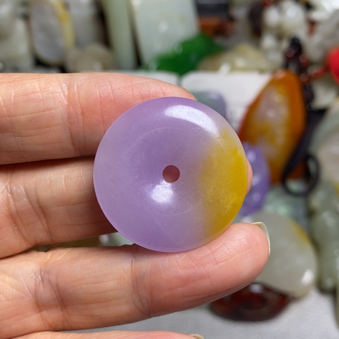 和田玉（糖玉）未镶嵌颈饰