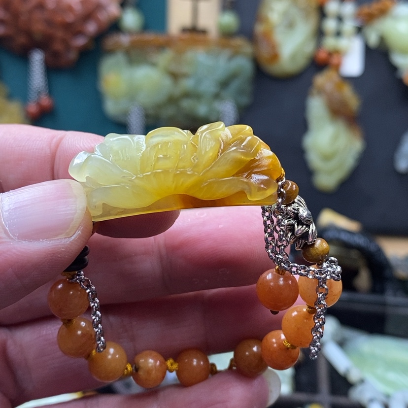 【闪购商品】蛇纹石玉手牌未镶嵌