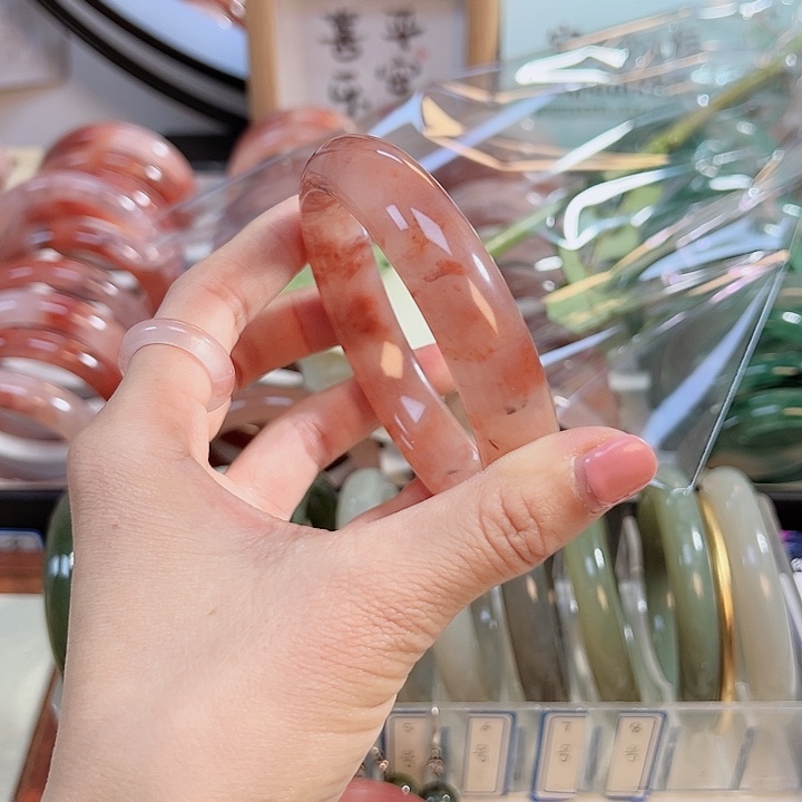 石英质玉手镯未镶嵌?****?