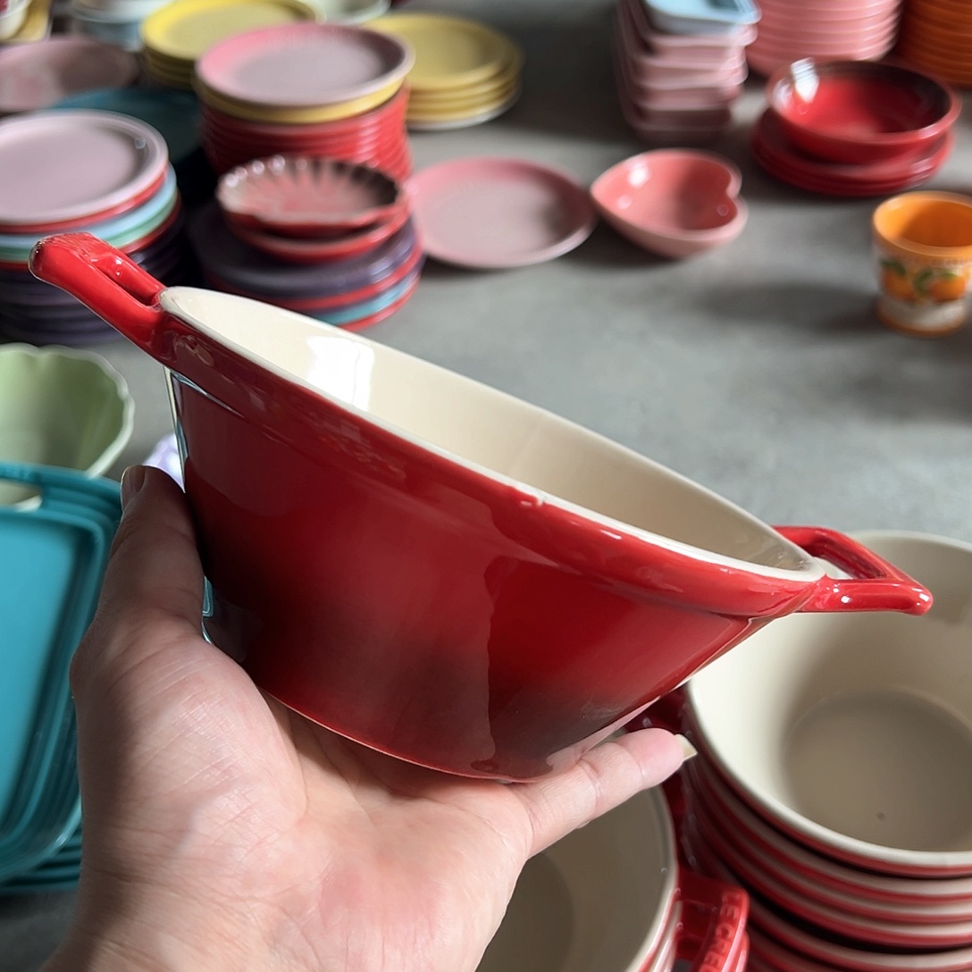 陶瓷 瑕疵 双耳斗笠碗 红色色