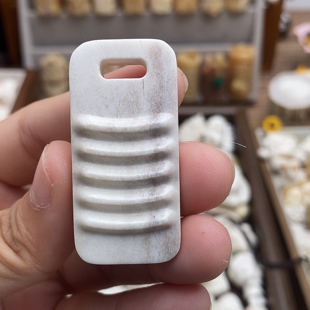 鹿骨把件c19搓衣板