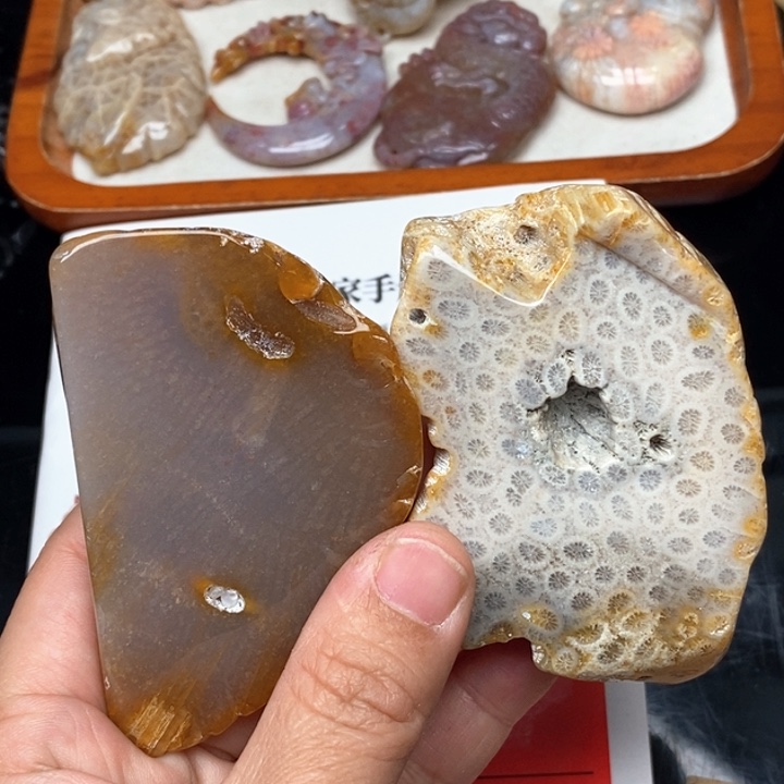 硅化珊瑚（珊瑚玉）手镯未镶嵌