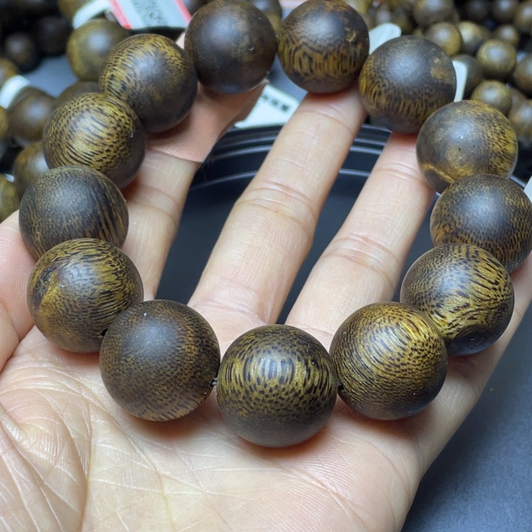 居***士沉香手串棋楠沉香18单圈