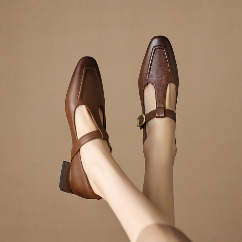 2025新款粗跟方头中跟学院风单鞋复古高跟真皮气质百搭女鞋