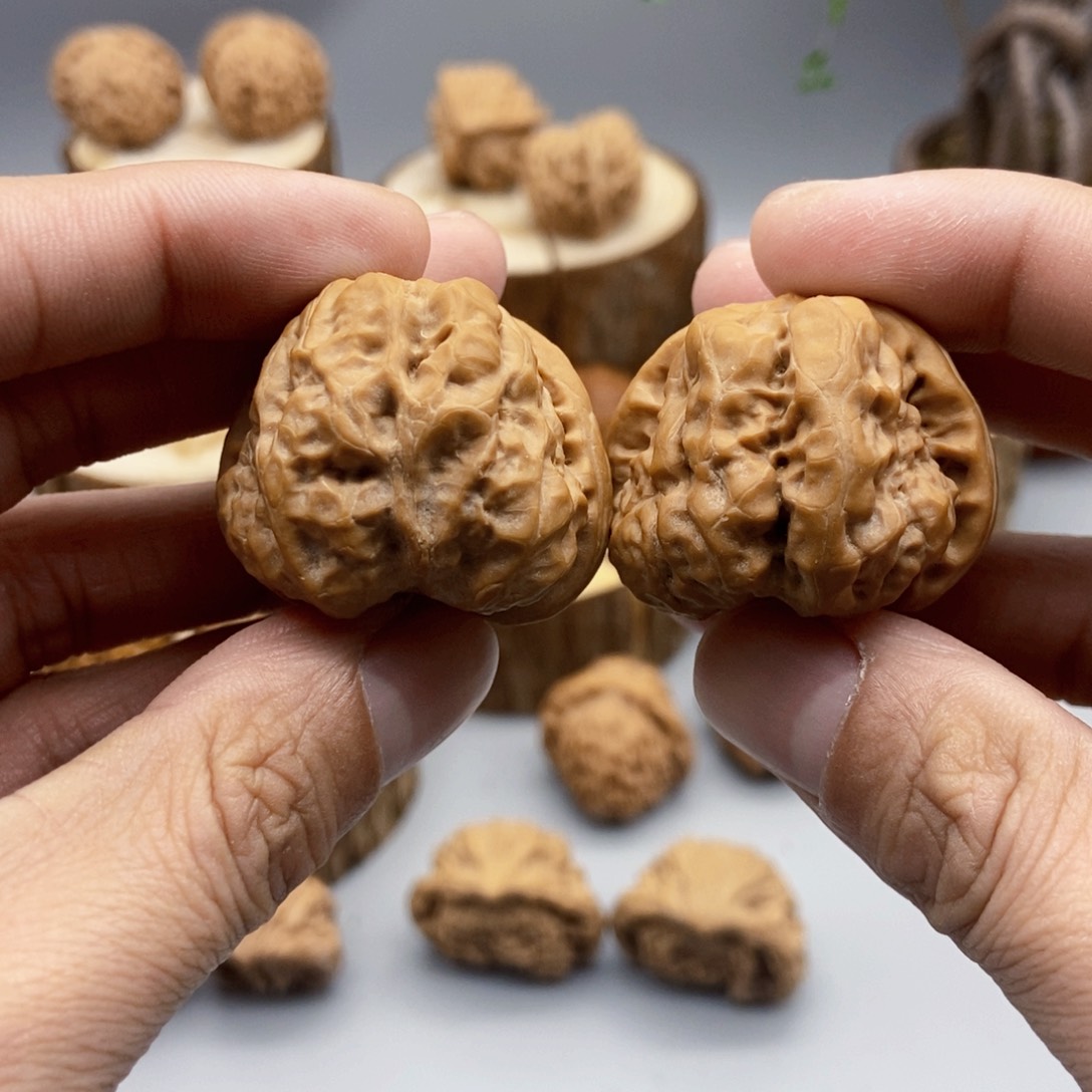 37尺寸蛤蟆头把件好看好看