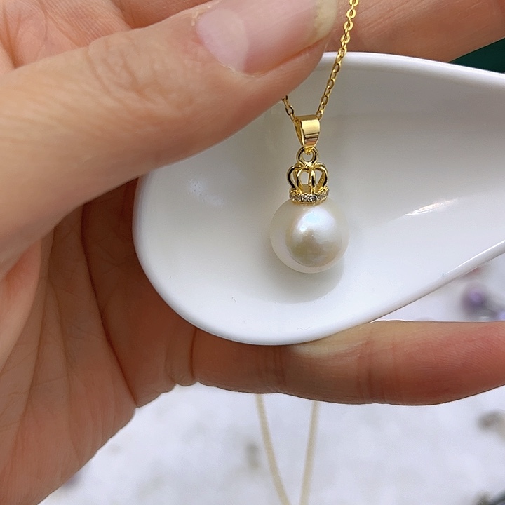 合金淡水珍珠白珠钻皇冠吊坠