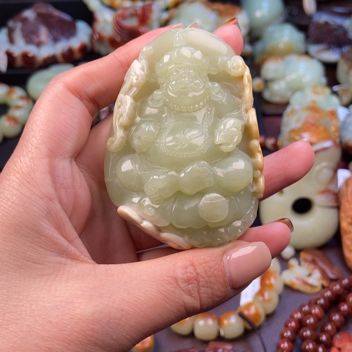 岫岩河磨玉（透闪石质玉）未镶嵌把件