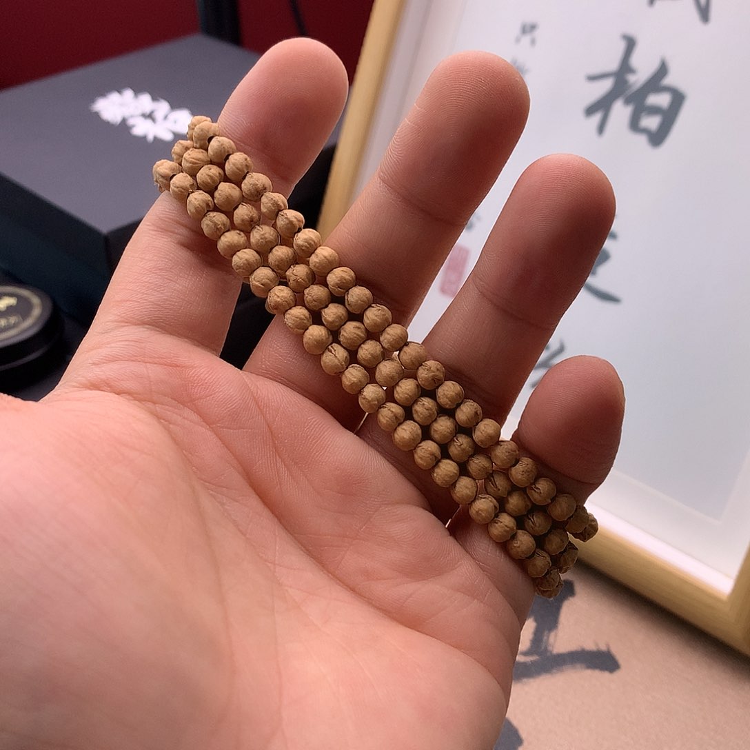 柏香籽/百香籽吊坠原桩红芽小金豆