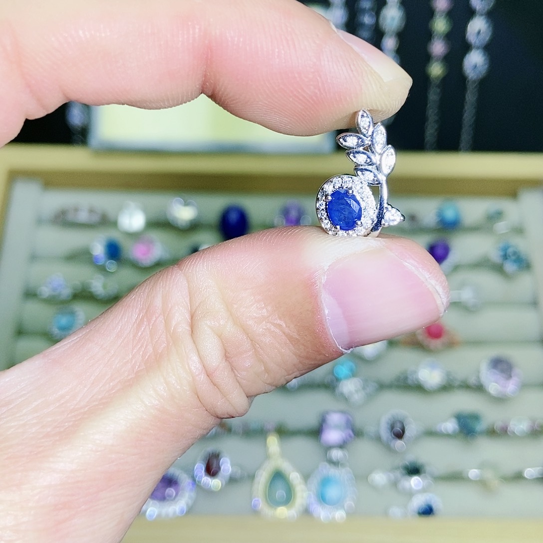 【闪购商品】吊坠(不含链)蓝宝石未镶嵌
