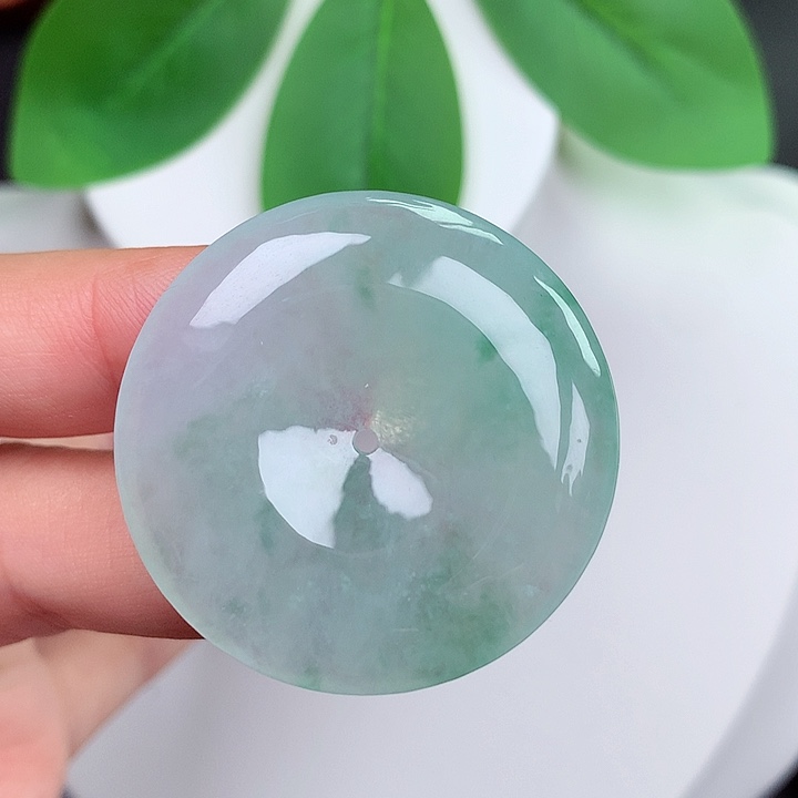 颈饰未镶嵌翡翠平安扣 34.9x5.9mm