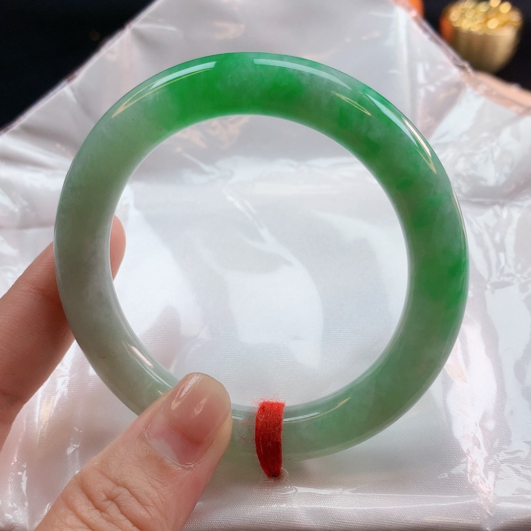 翡翠手镯未镶嵌54圈圆2046