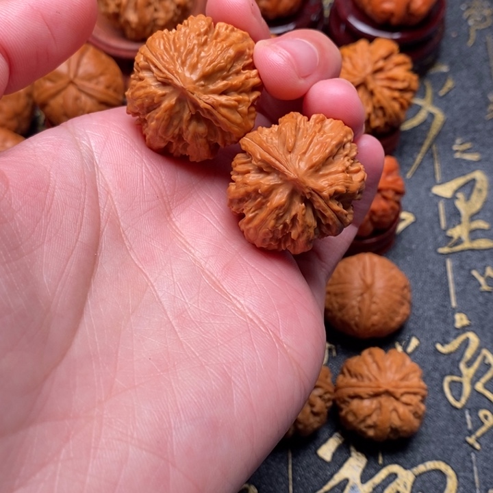 陶***F文玩核桃吊坠龙脊