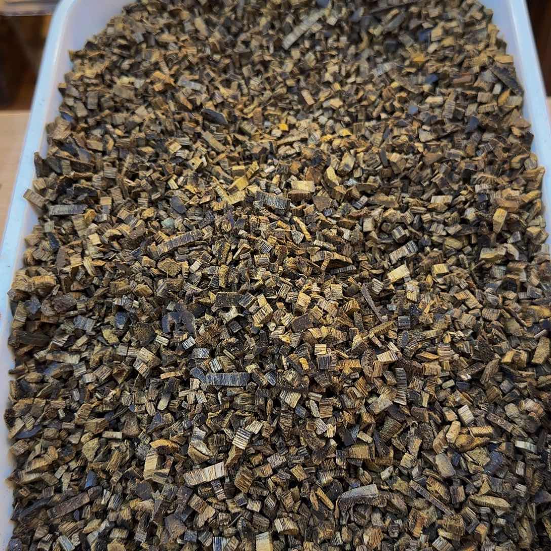 沉香沉香碎屑张勺子小米粒50g