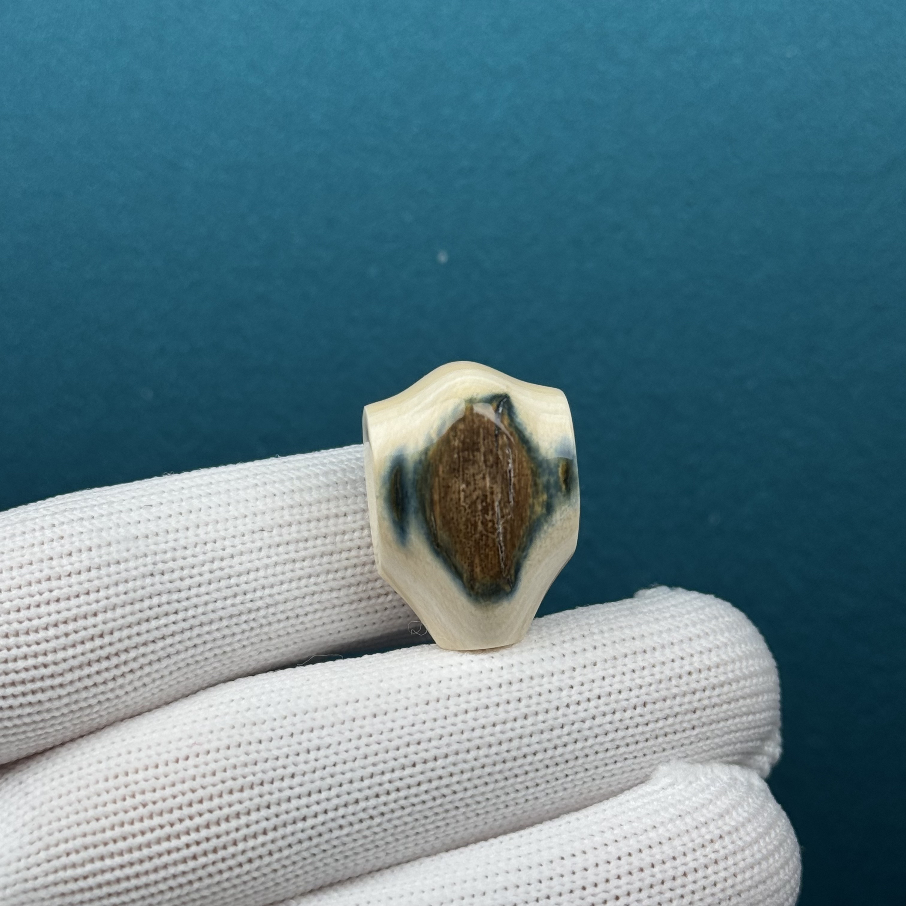 D72-87天然猛犸牙 黄金瞳鲨鱼背三通17.2×24.3mm支持复检假一罚十