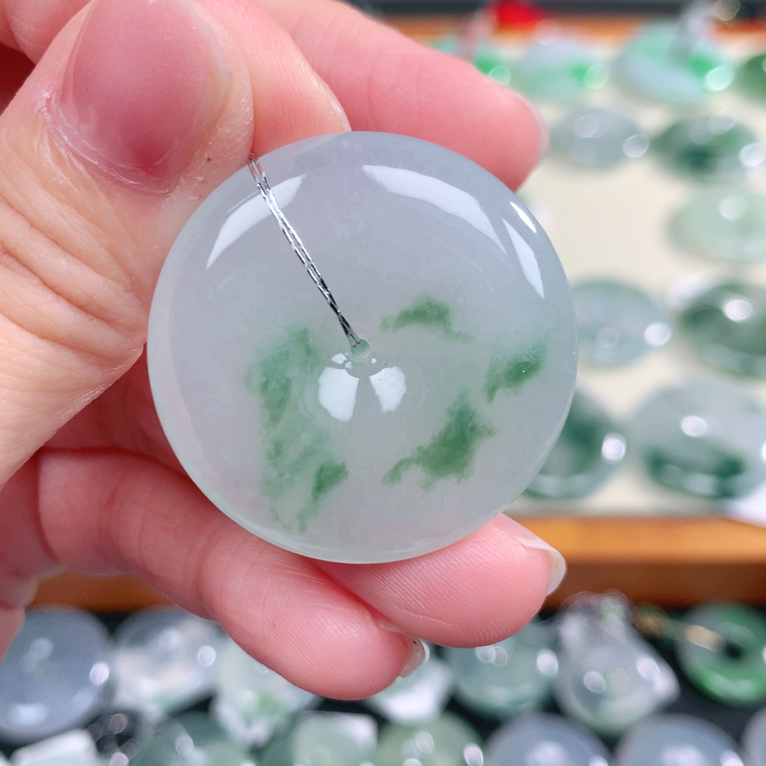 翡翠未镶嵌颈饰32.5/6