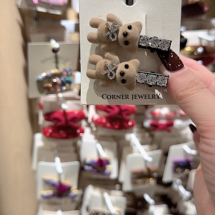 小熊钻鸭夹蝴蝶结32