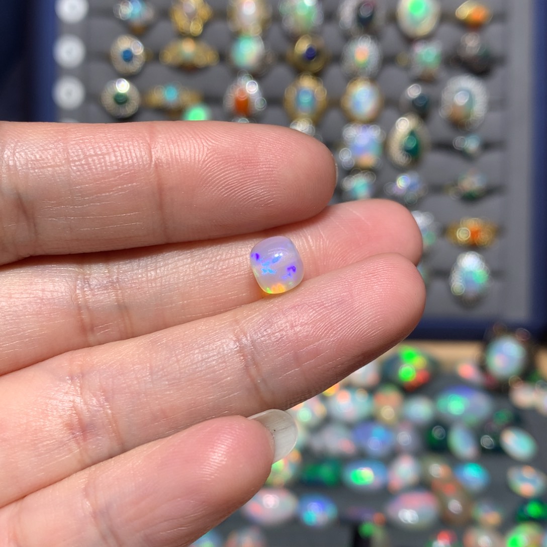 欧泊裸石直发未镶嵌指*沙