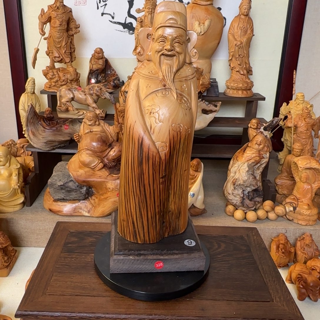 崖柏小木匠艺雕一物一拍