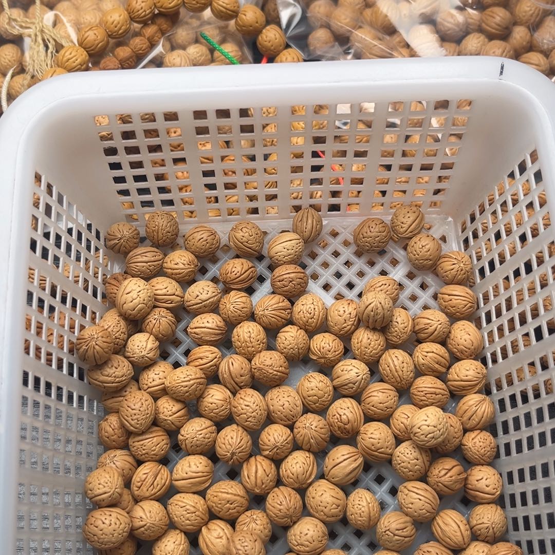 6***路吊坠文玩核桃小桃核散籽批发