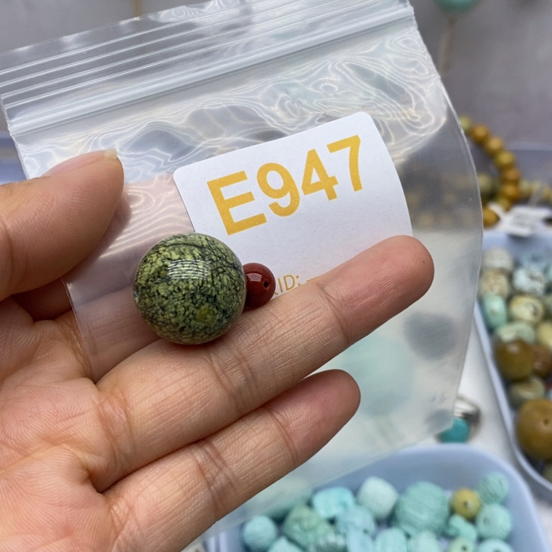 未镶嵌南红玛瑙珠宝奇石