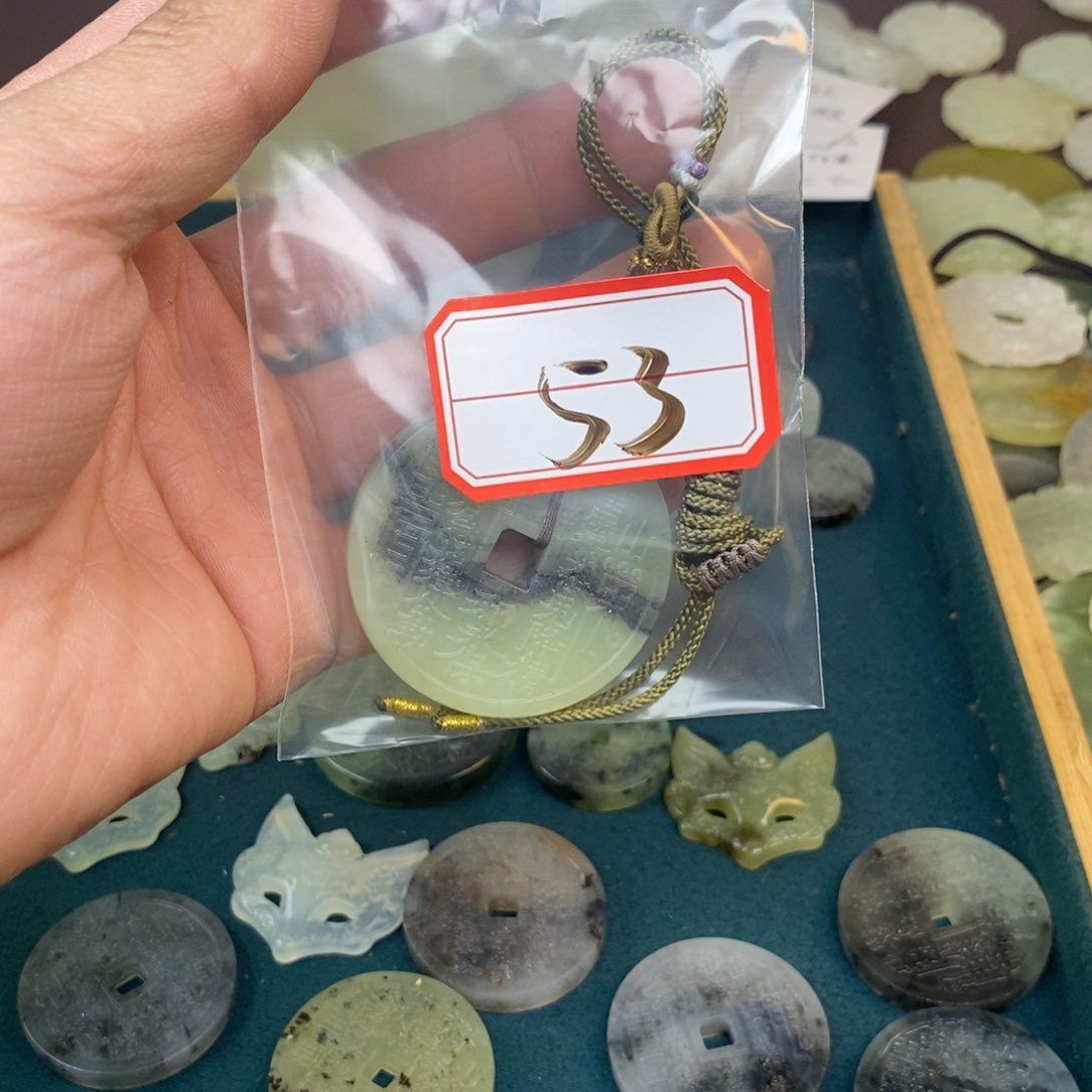 蛇纹石玉颈饰未镶嵌53