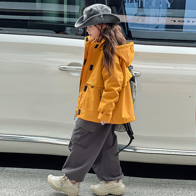 女童冲锋衣套装8-15岁运动秋冬季硬壳连帽三合一2025新款中大儿童