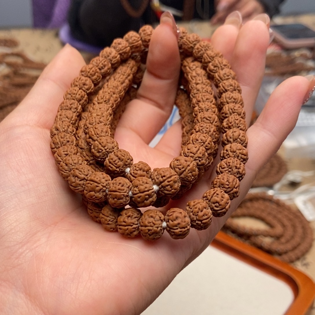 大***洋金刚菩提吊坠老树王108