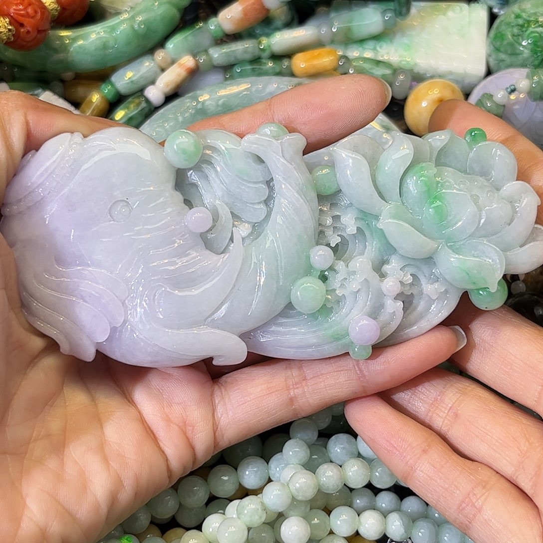 翡翠未镶嵌颈饰待编款