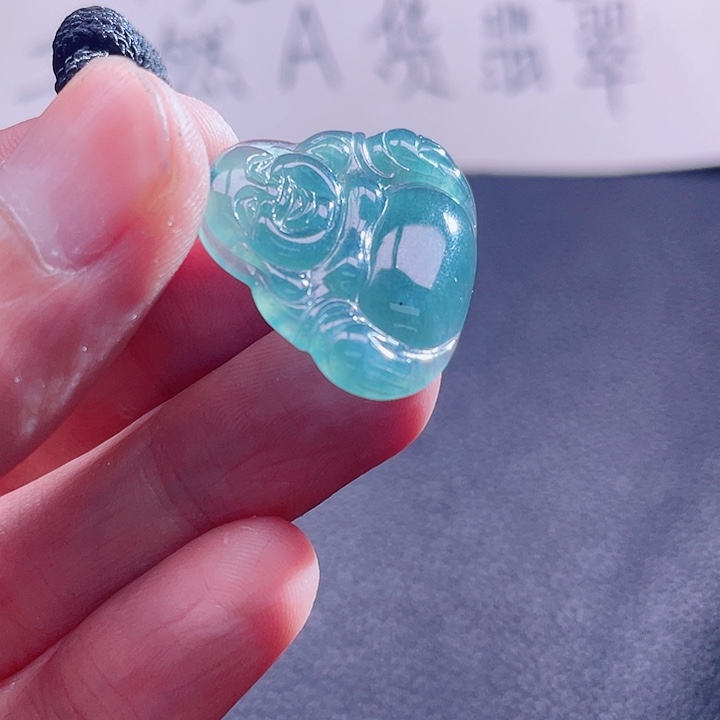 翡翠颈饰未镶嵌888888888