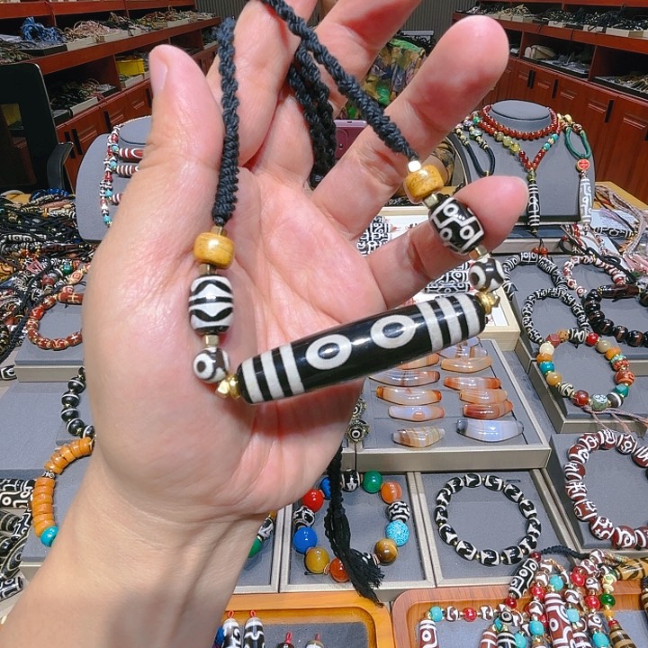 未镶嵌玛瑙/玉髓珠宝奇石